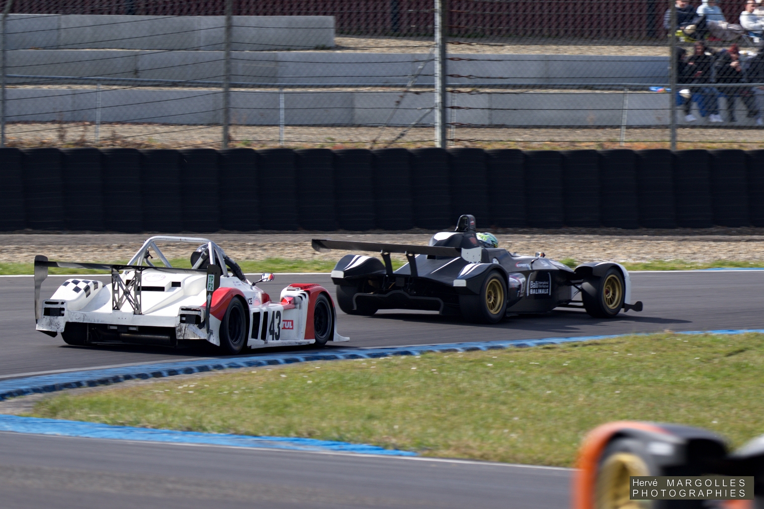 043-01.jpg