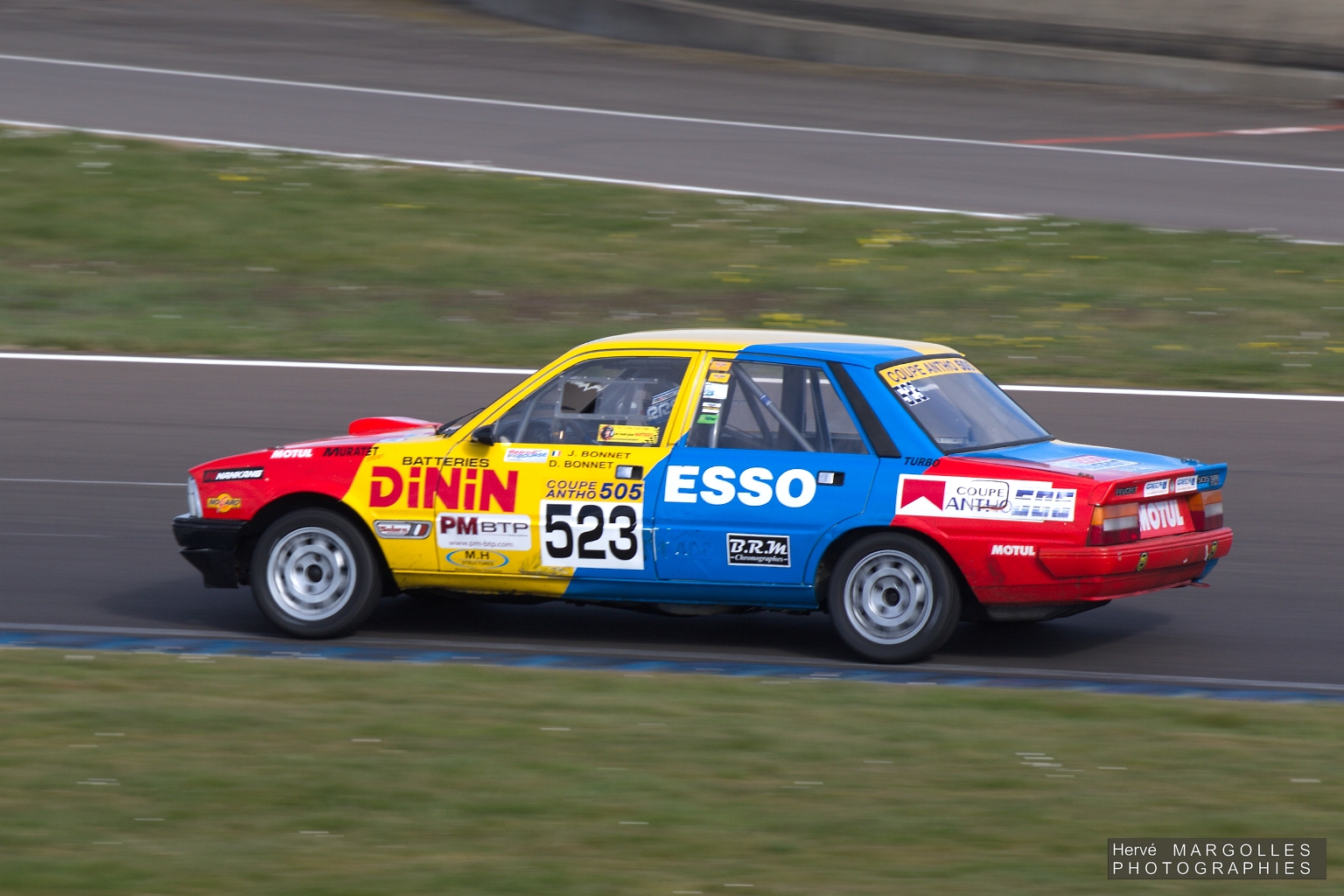 523-01.jpg