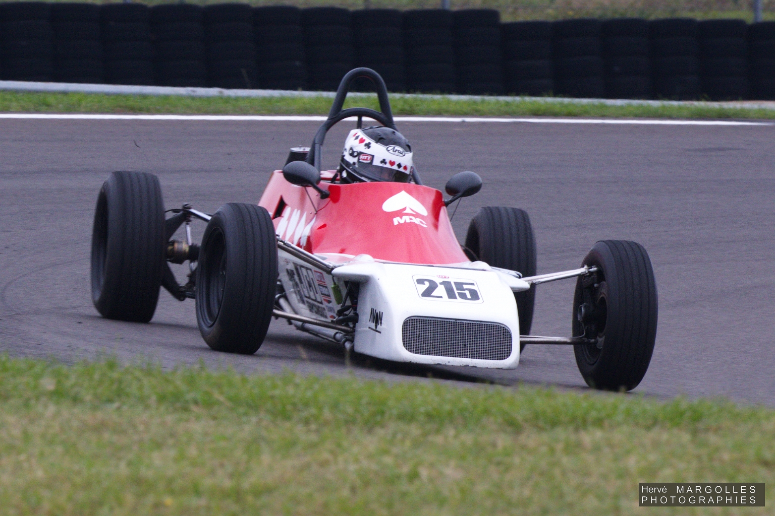 215-01.jpg