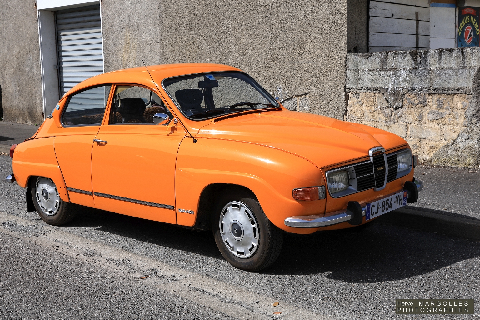 SAAB-96-1971_03.jpg