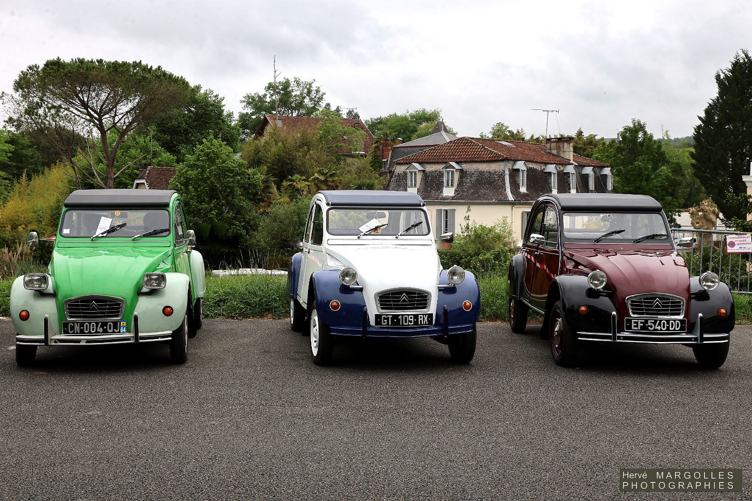 Citroen-2CV-02.jpg