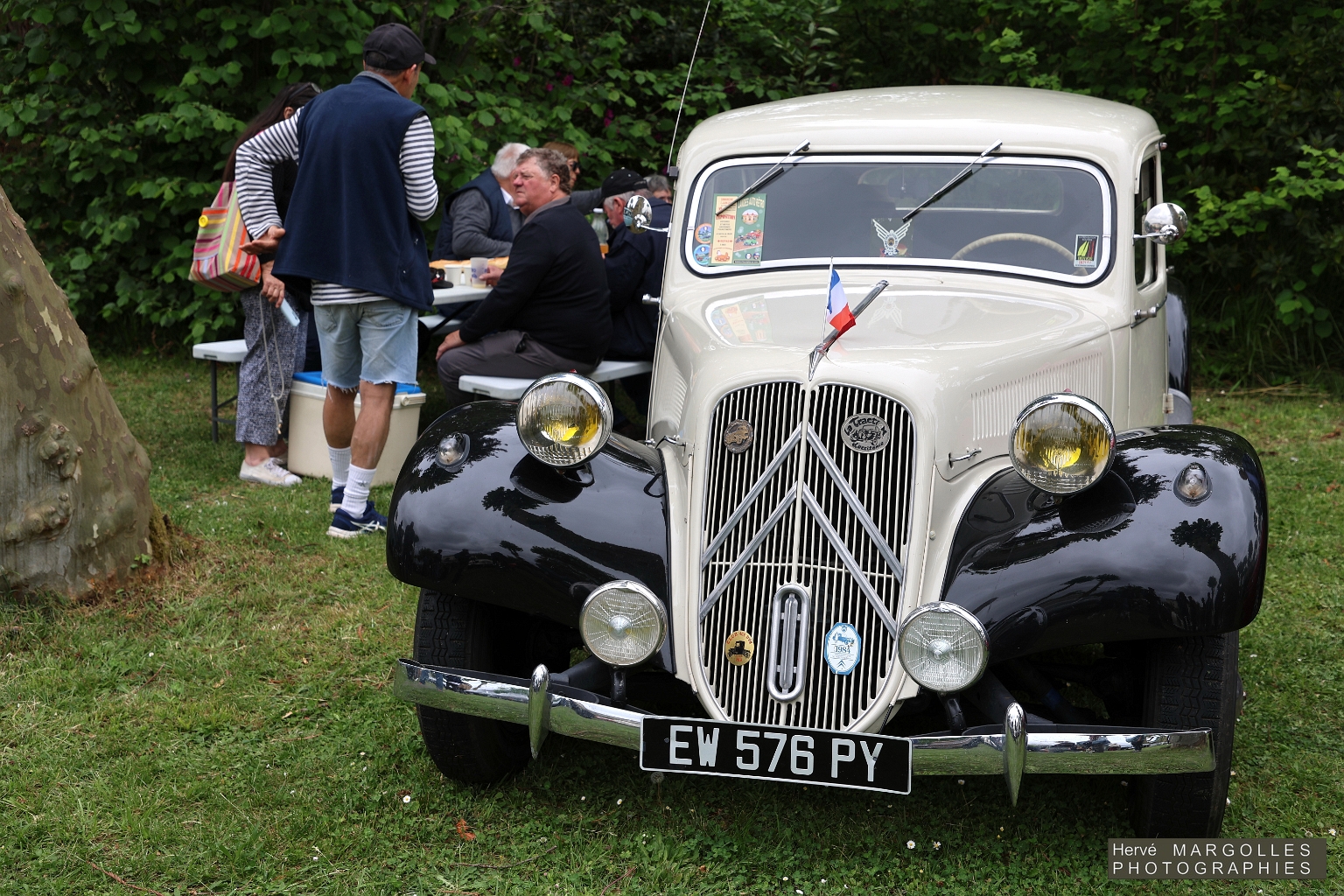 Citroen-Traction-02.jpg
