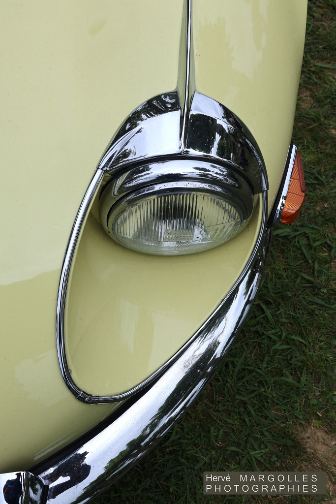 Jaguar-Type_E-05.jpg