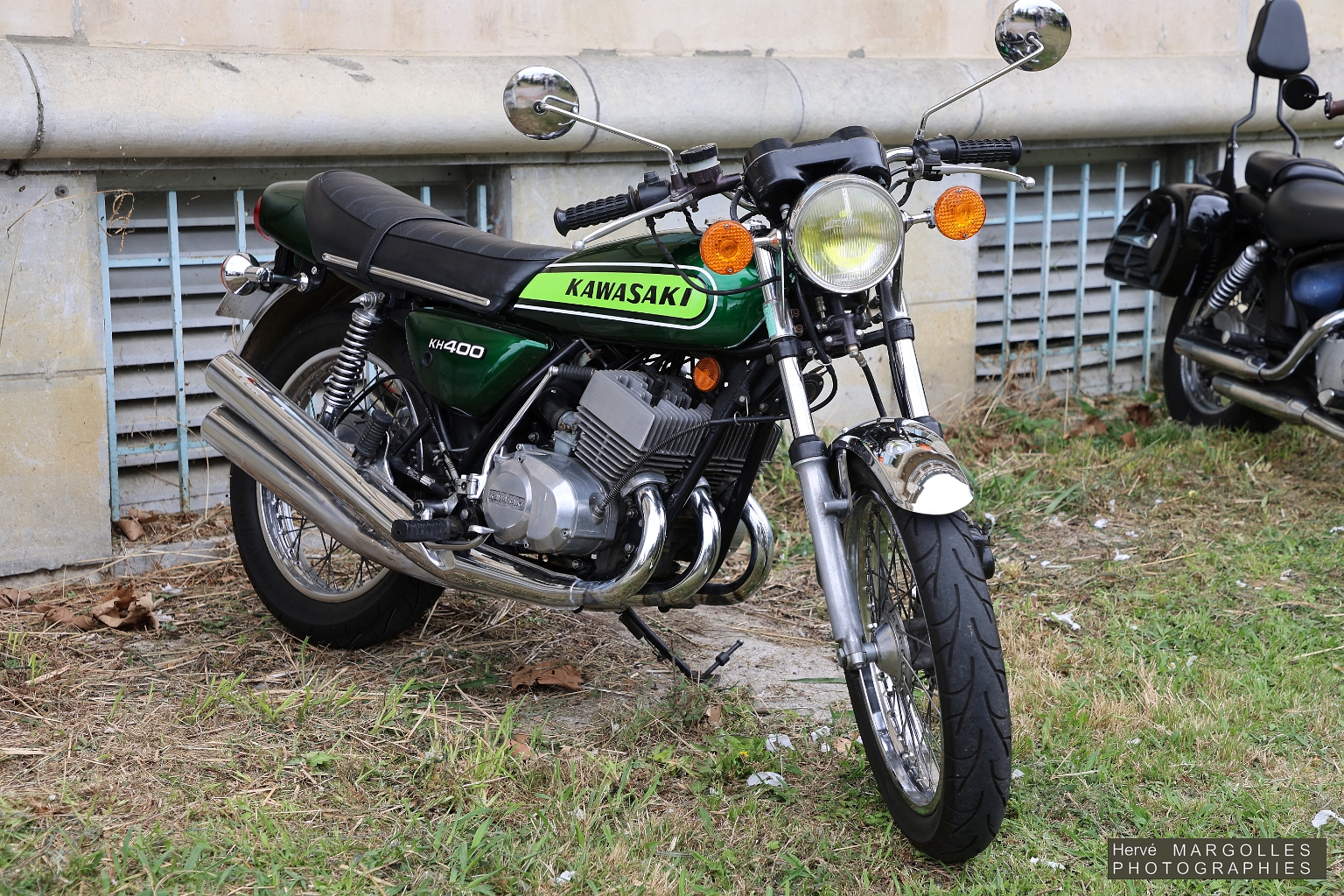 Kawasaki-KH400-01.jpg