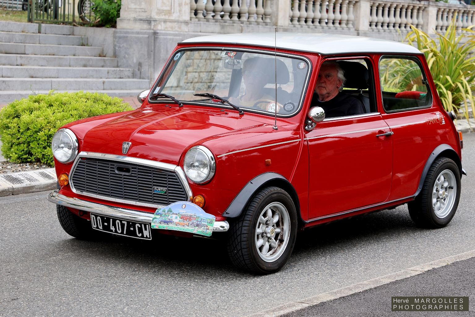 Mini-03.jpg