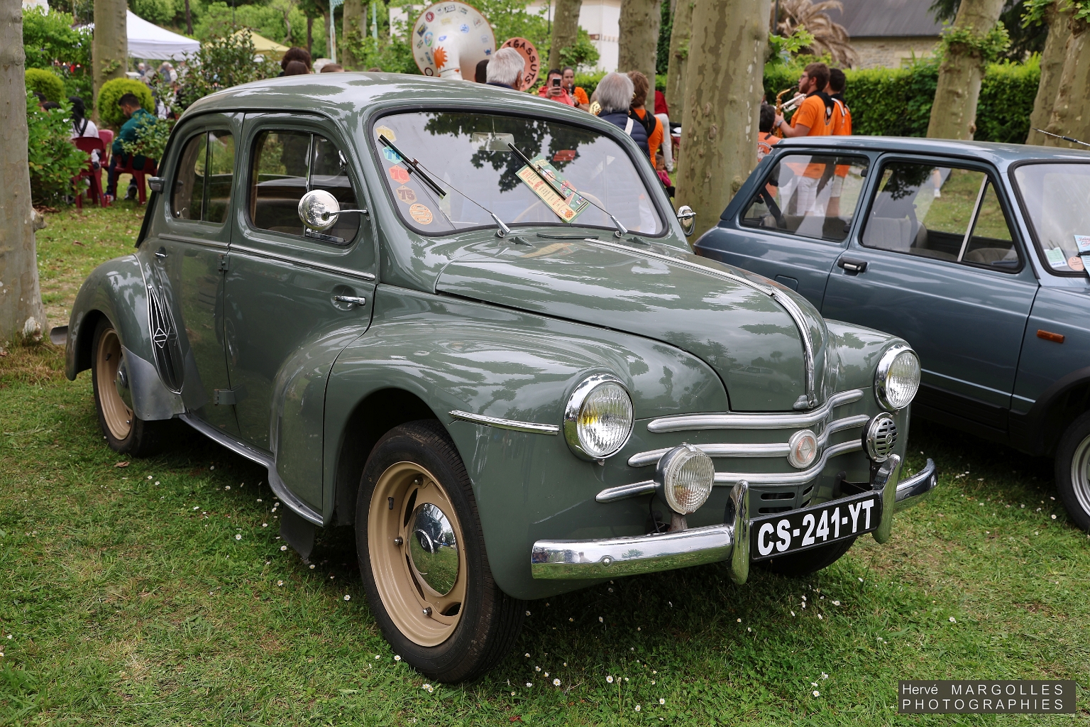 Renault-4CV.jpg