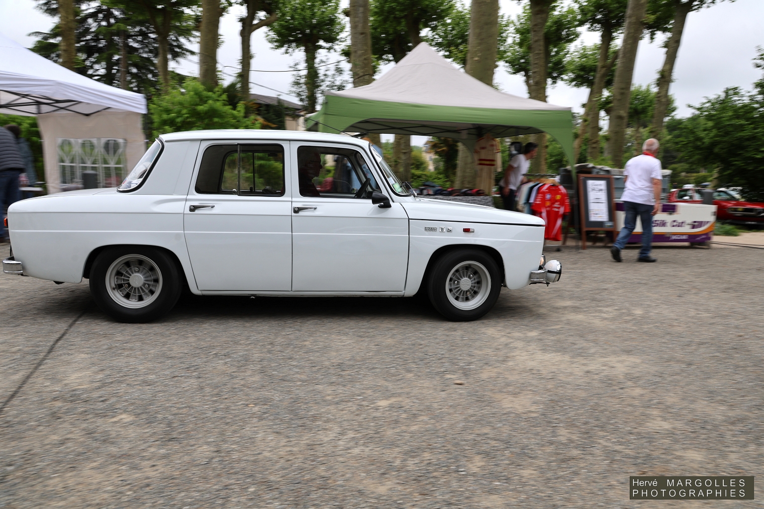 Renault-8S.jpg