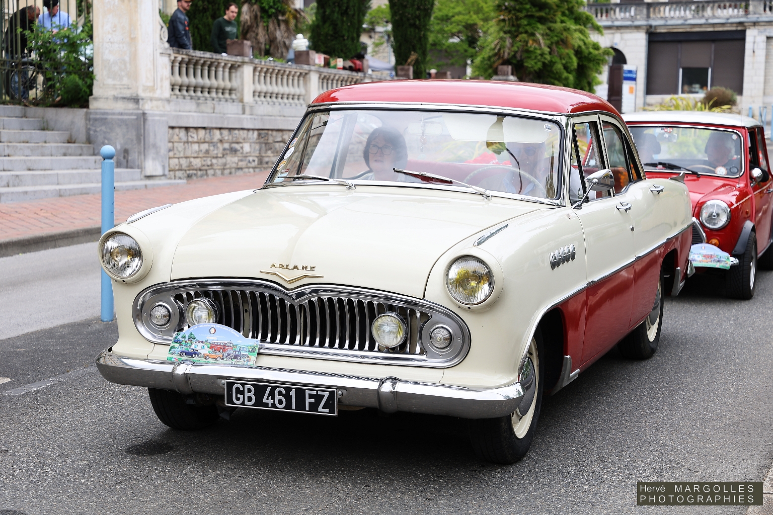 Simca-Ariane.jpg