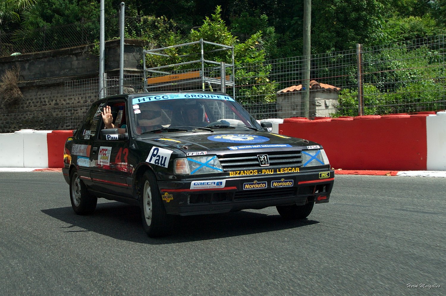 B45D3425.jpg