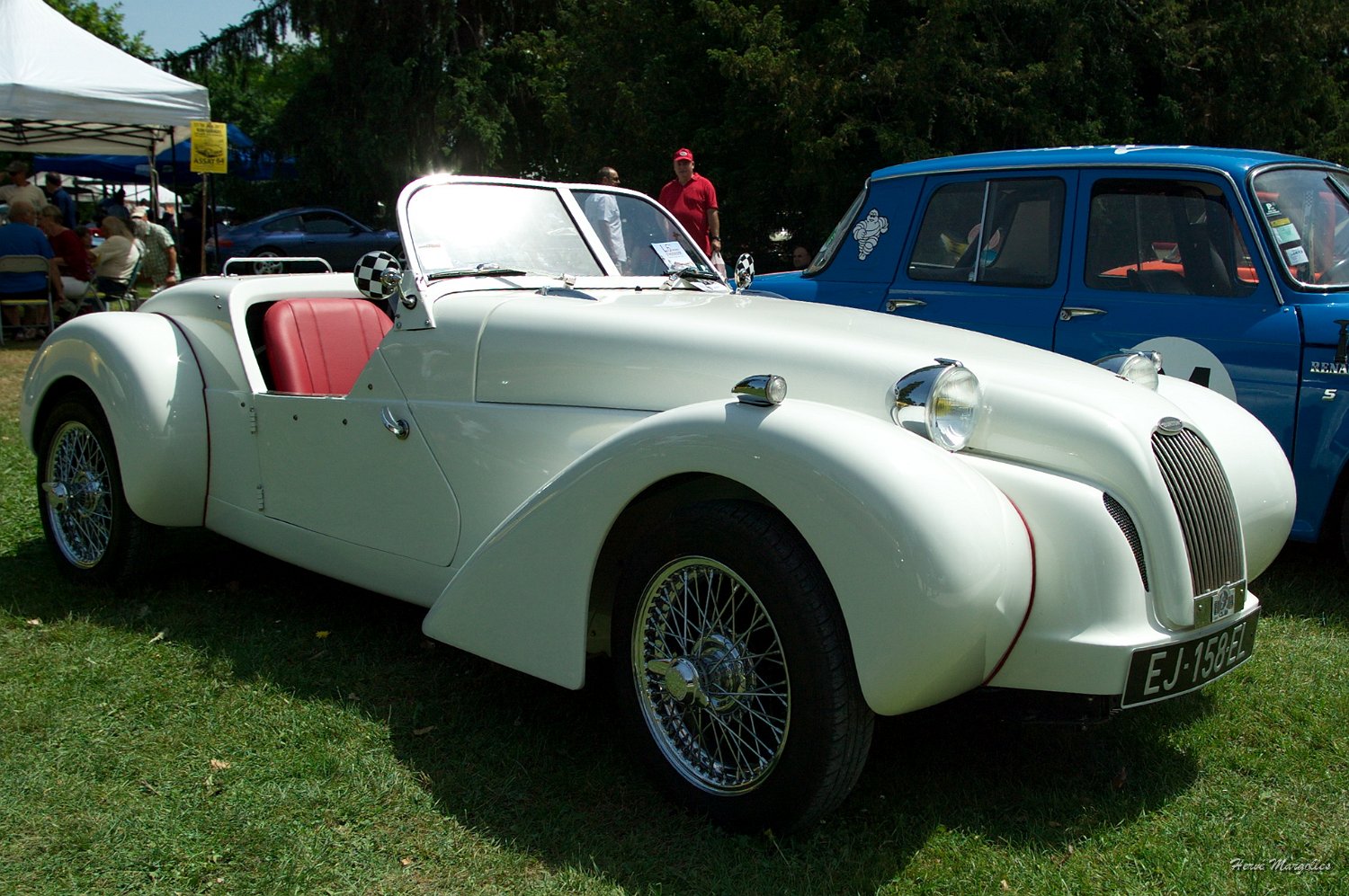 Burton-01.jpg