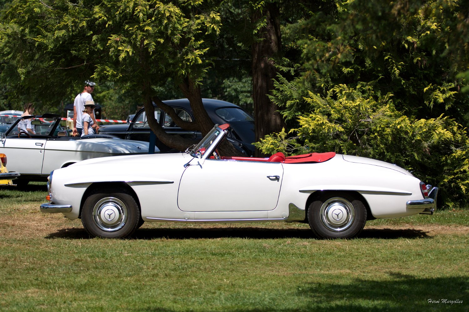Mercedes-190SL.jpg
