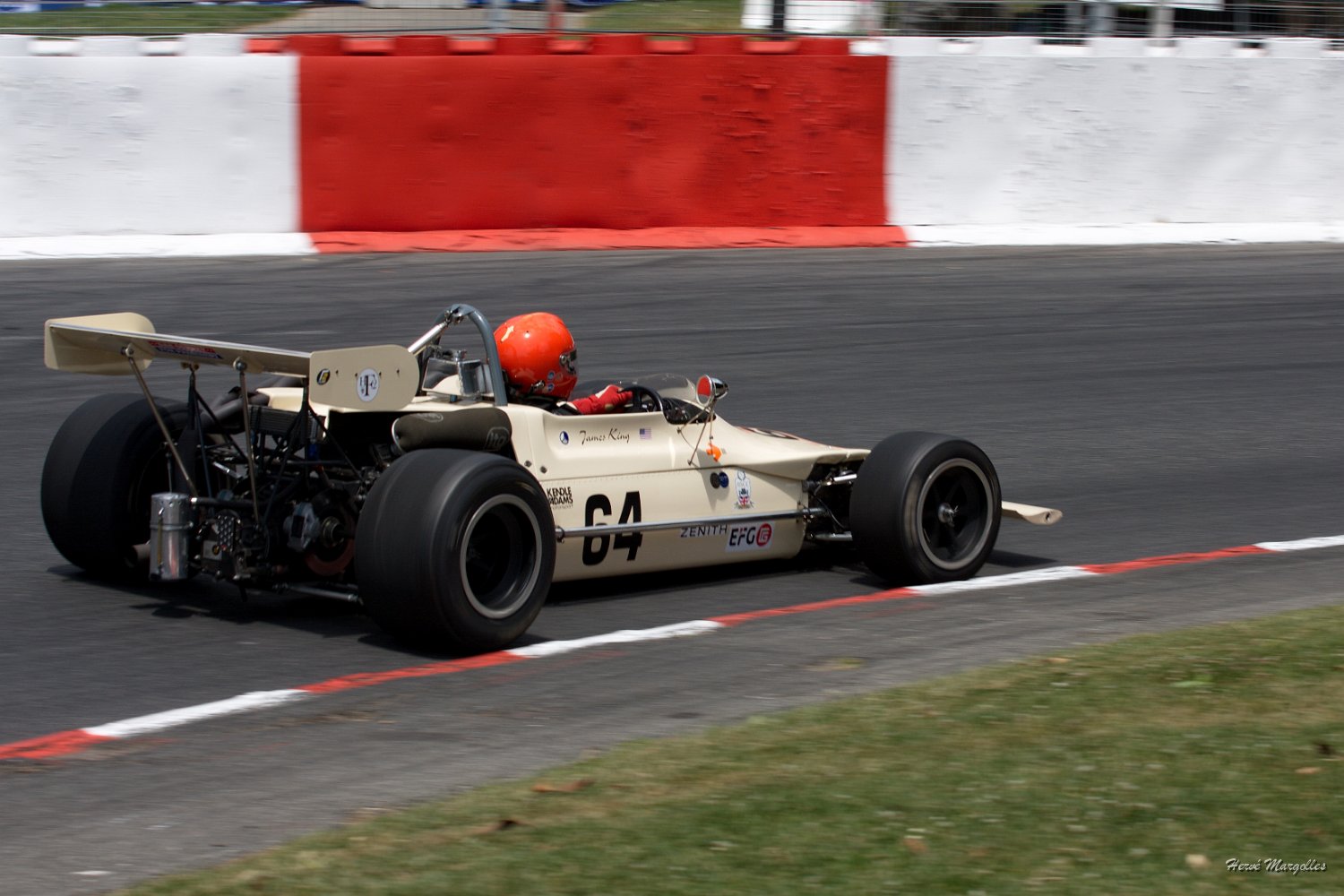 F2-064-01-Kings_James.jpg
