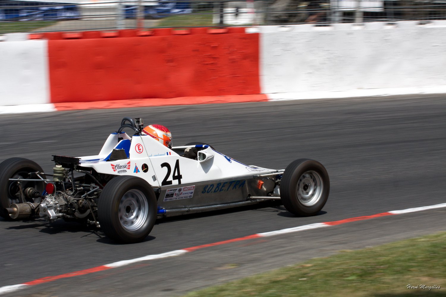 FF-024-01.jpg