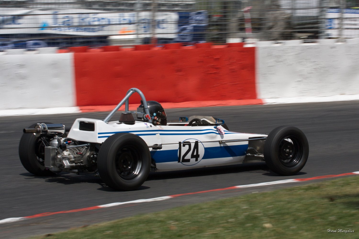 FF-124-01.jpg