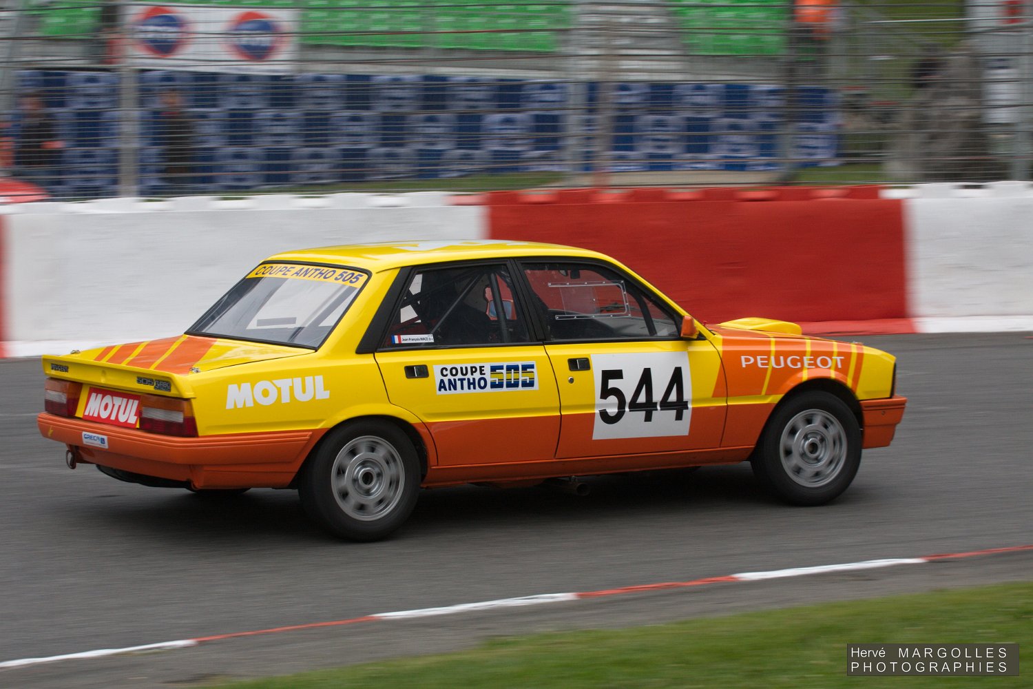 544-01.jpg