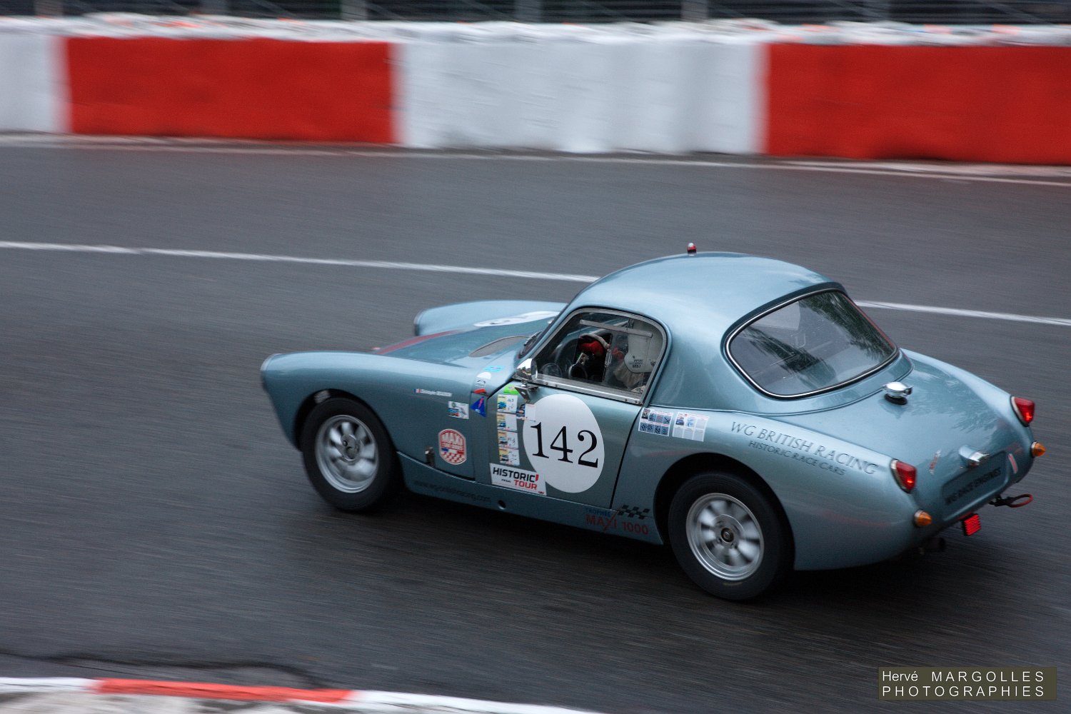 142-01.jpg