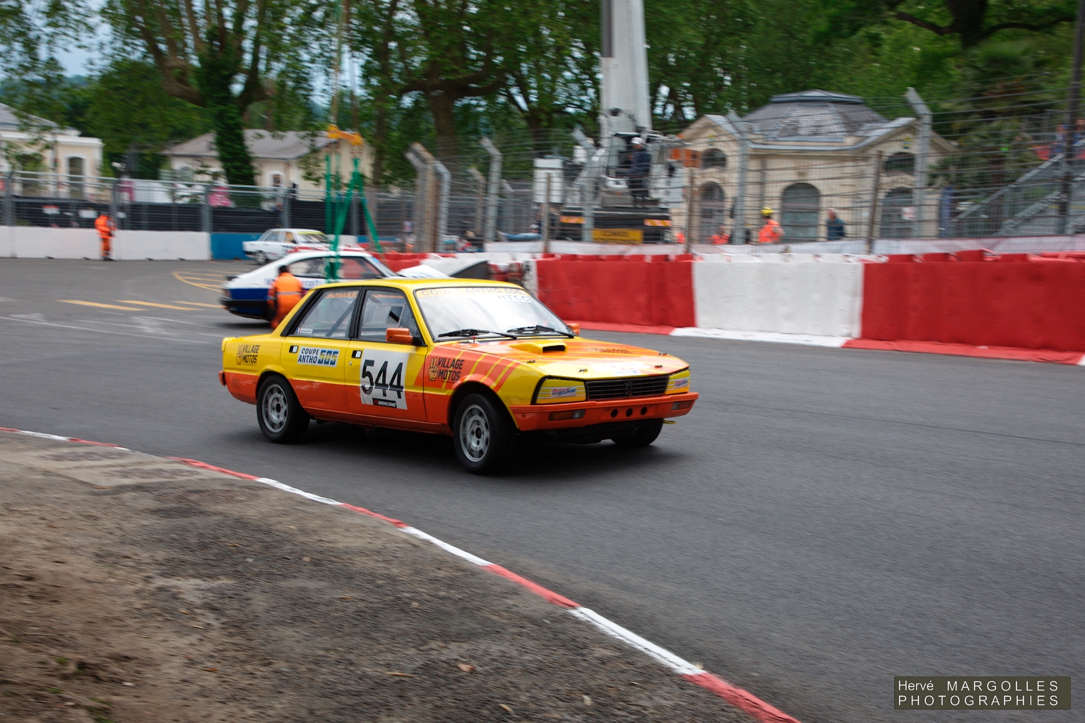 544-01.jpg