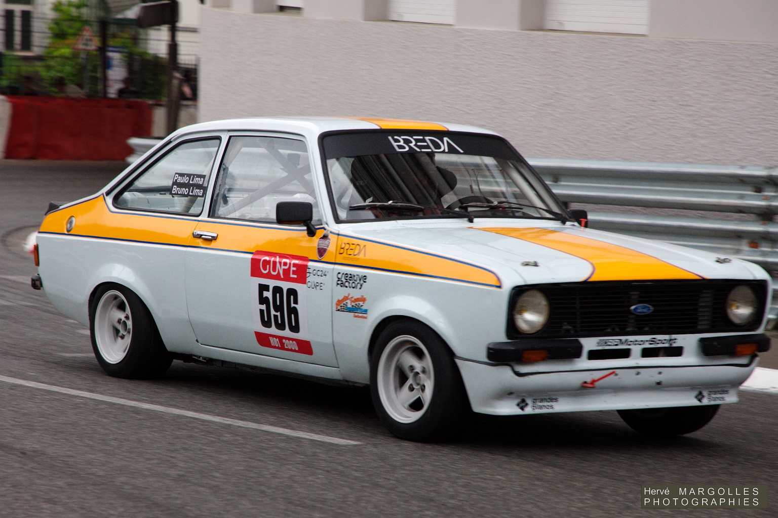 596-01.jpg