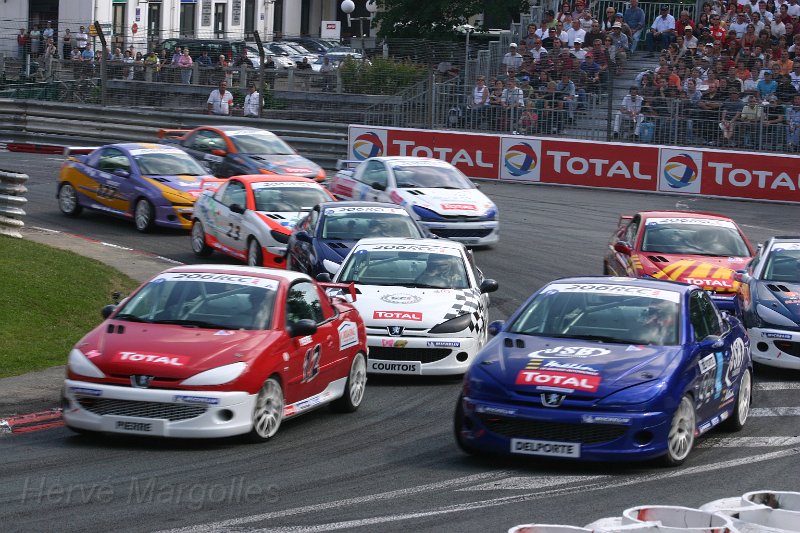 Peugeot-206_06.JPG