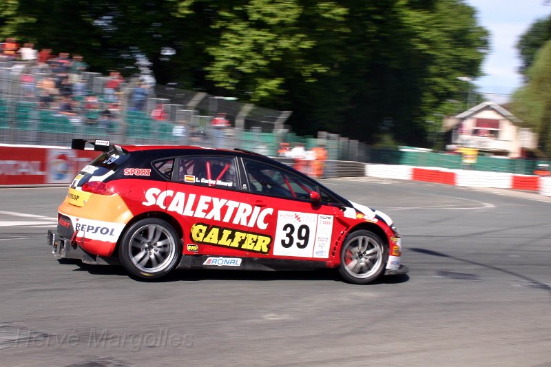 Seat_05.jpg