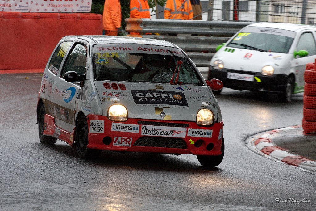 148-02.jpg