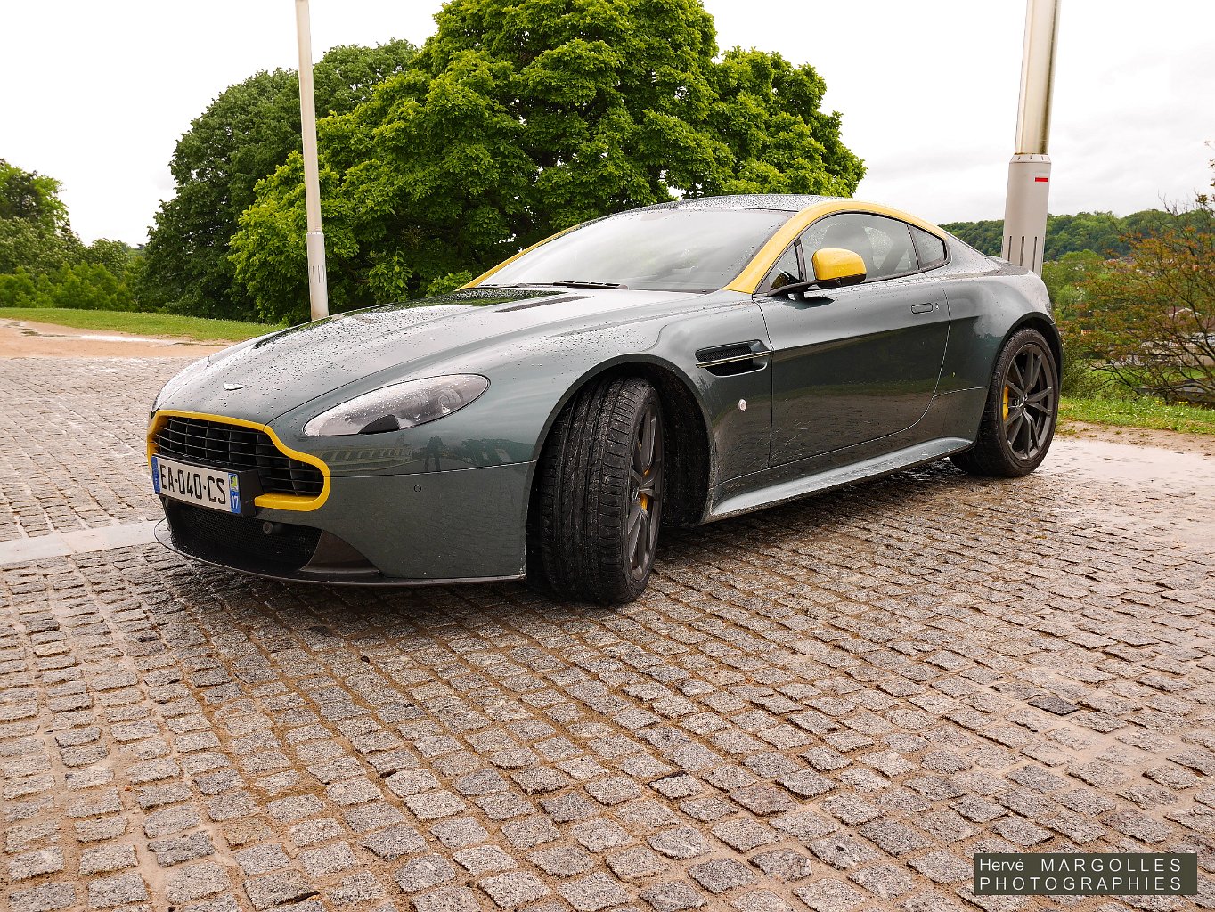 2017_Aston-Martin-Vantage-N430-05.JPG