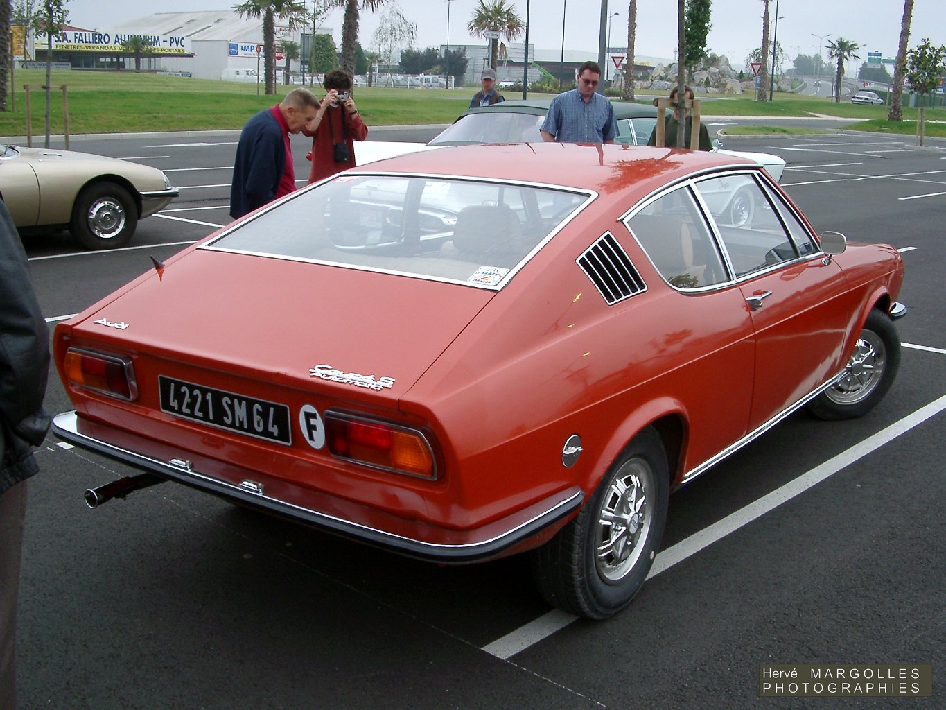 1970_AUDI-100-Coupe-S-02.JPG