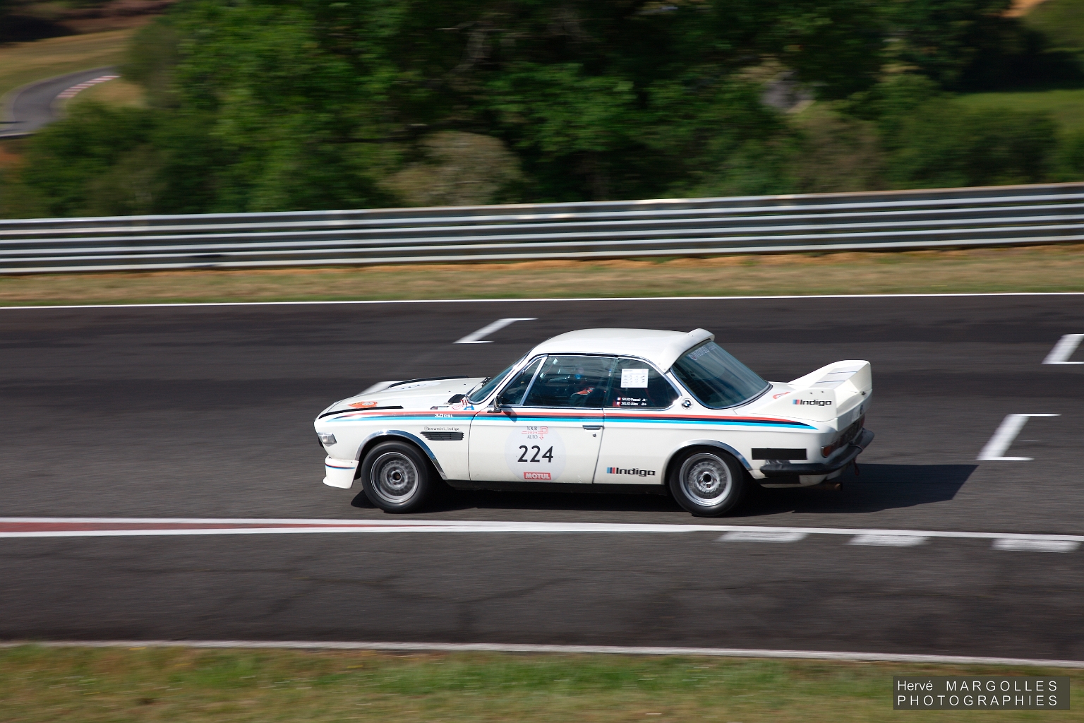 224-01.jpg