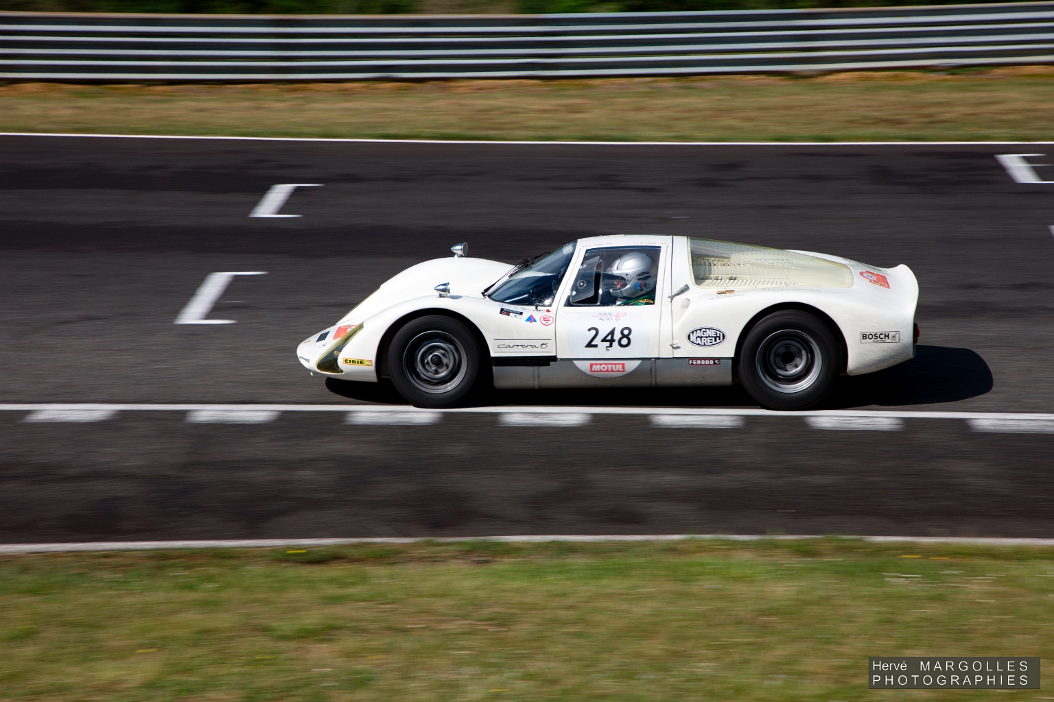 248-01.jpg