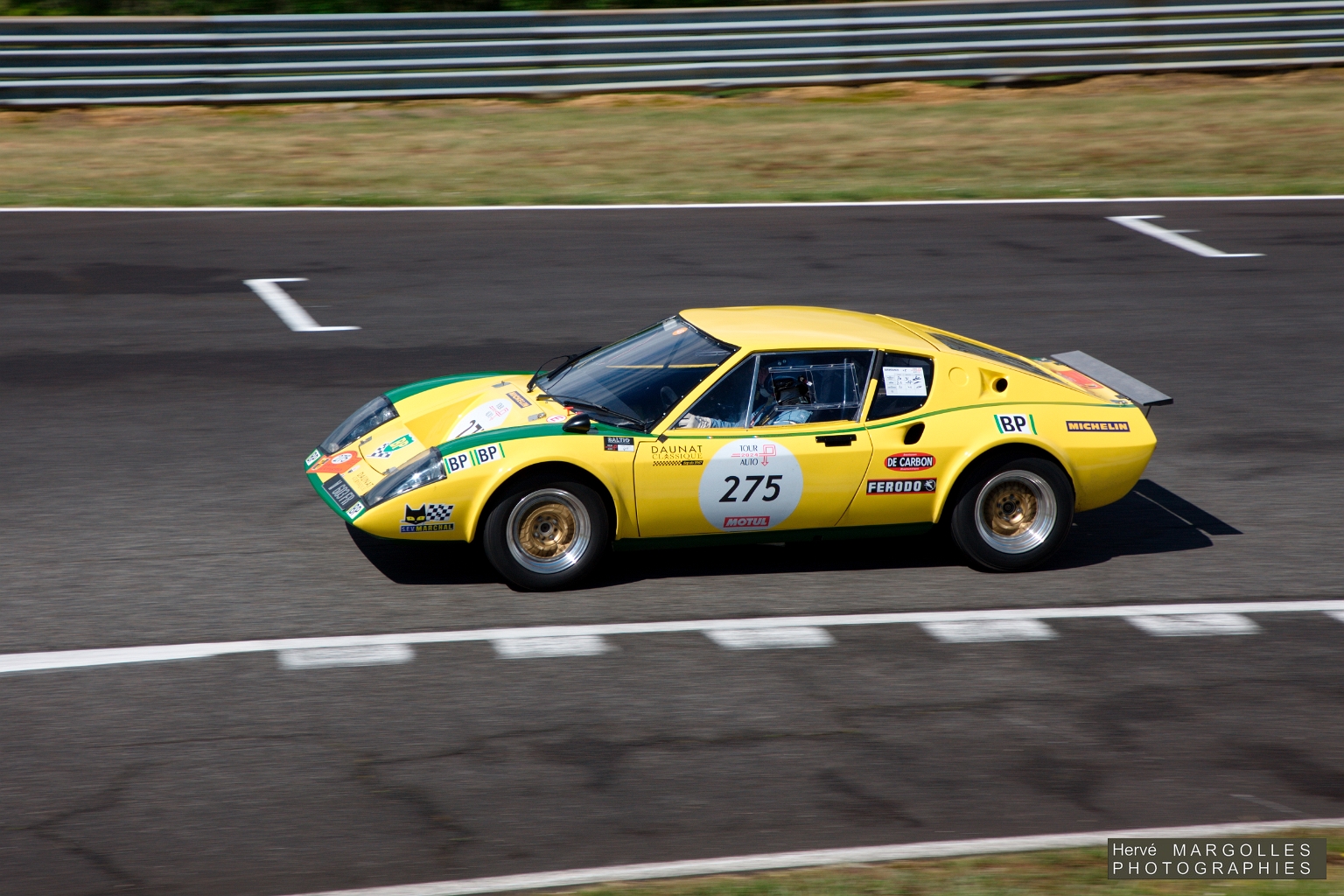275-01.jpg