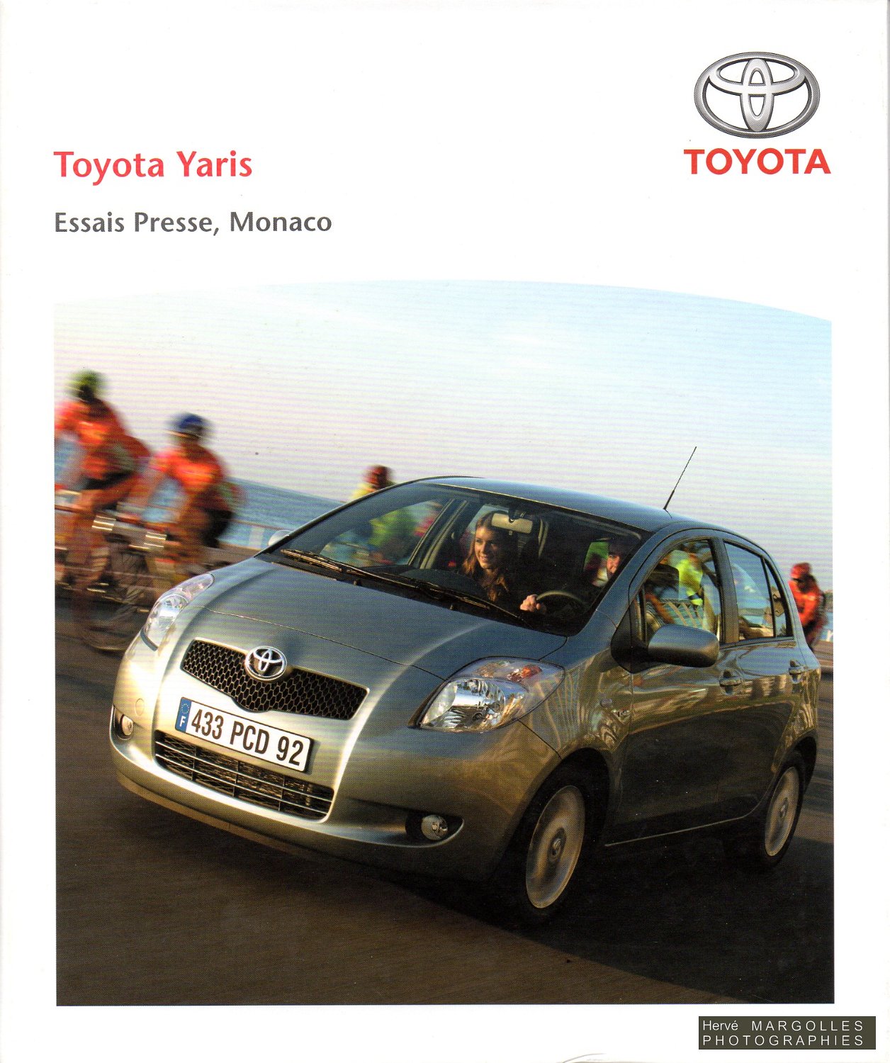 Yaris_002.jpg