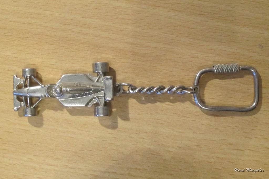 Auto-F1_02.JPG