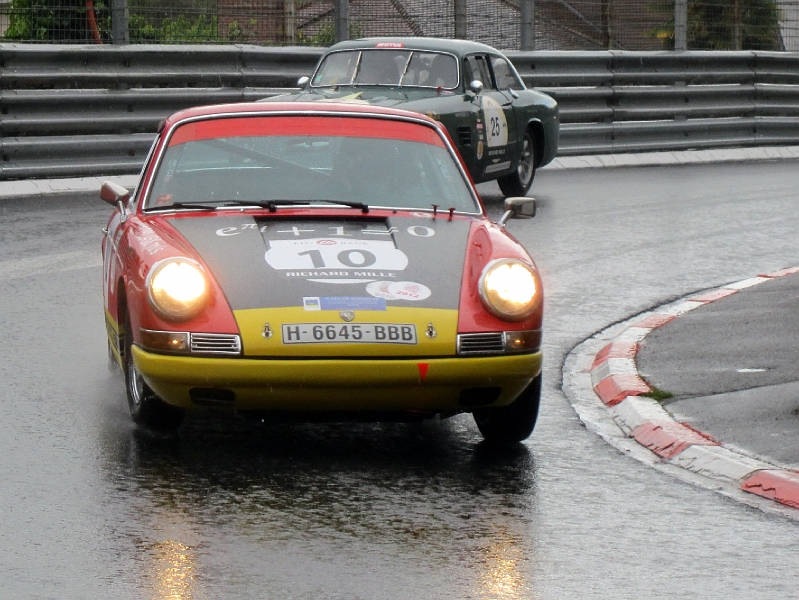 10-1.JPG - Pablo TARRERO/Carlos BELTRAN ANDREU: PORSCHE 911 - 1965