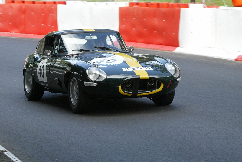 40-1.JPG - François BIRBEAU/Jacques GUINTRAND: JAGUAR Type E - 1962