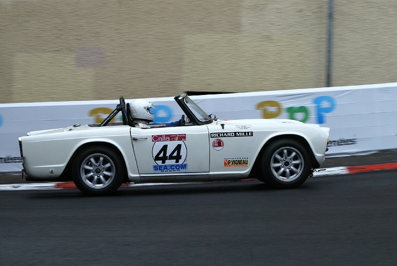 44-2.jpg - Christophe CAZALA/Stéphane CAZALA: TRIUMPH TR4 - 1964