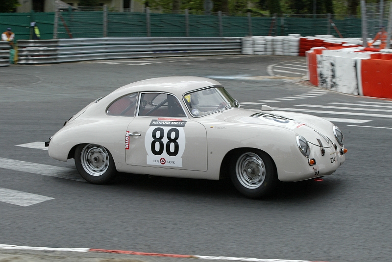 88-1.JPG - Juan ORJUELA: PORSCHE 356 Pré A - 1954