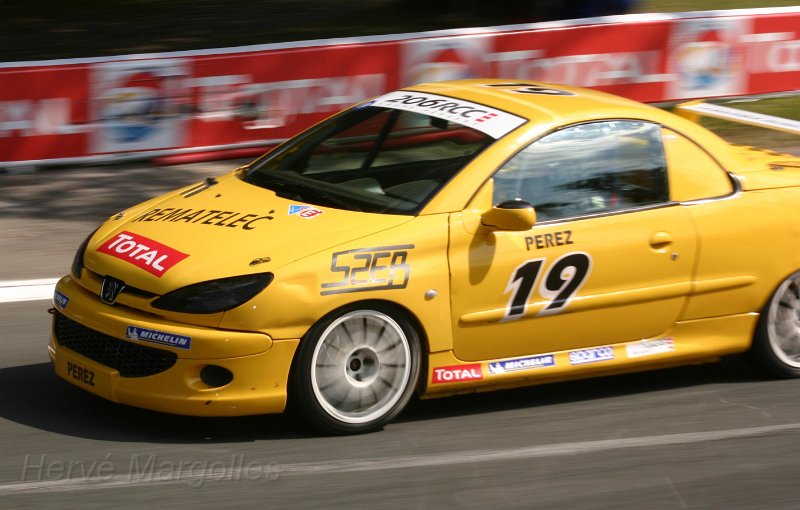 Peugeot-206_13.jpg