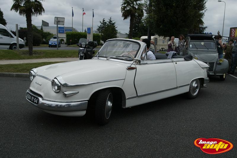 B45D8022.JPG - Panhard PL 17 Tigre