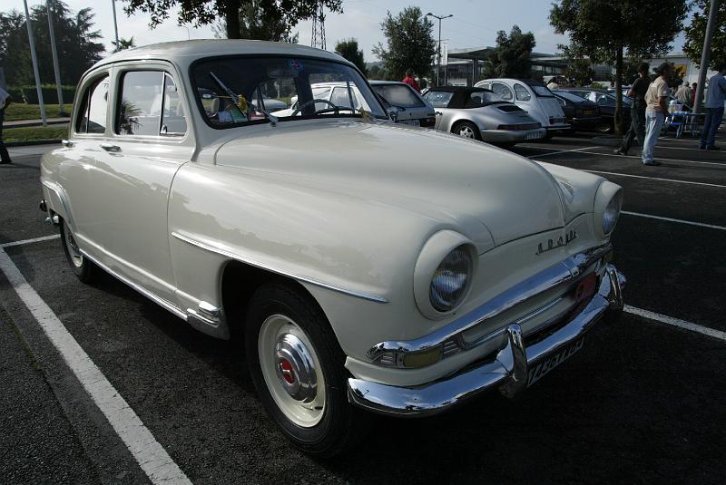 B45D8251.JPG - Simca Aronde