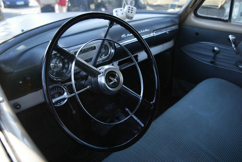 B45D0014.JPG - Cette grosse Chevrolet Styline de 1952 bénéficiera d'une restauration. Bonne base et moteur refait à neuf