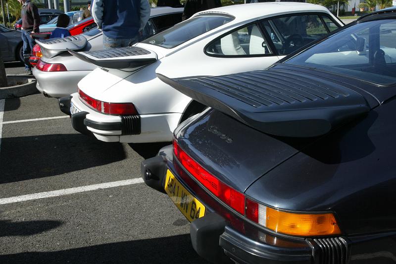 B45D0030.JPG - ...et quelques soeurs plus agées...