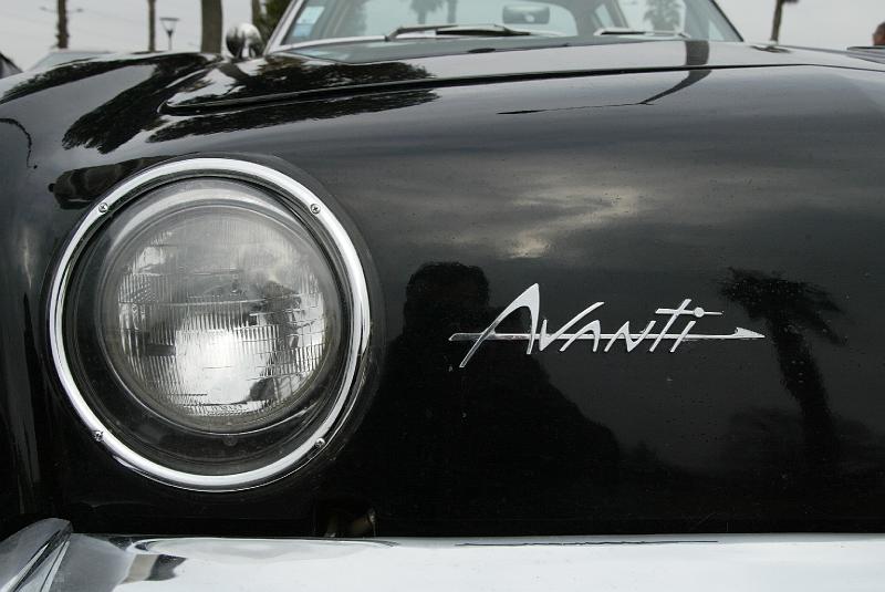 B45D0081.JPG - Studebaker Avanti.