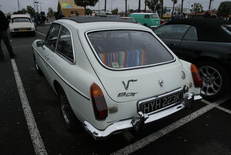 B45D0115.JPG - MGB GT V8
