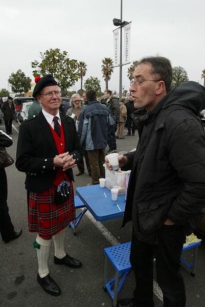 B45D0189.JPG - Hubert en kilt, l'habit traditionnel des hommes des Hautes Terres (Highlands) d’Écosse
