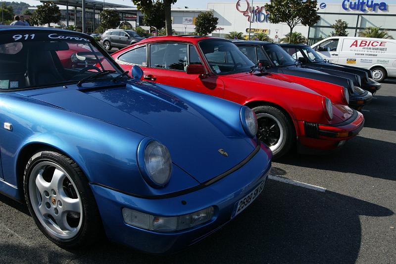 B45D4269.JPG - Toujours une "flopée" de Porsche 911