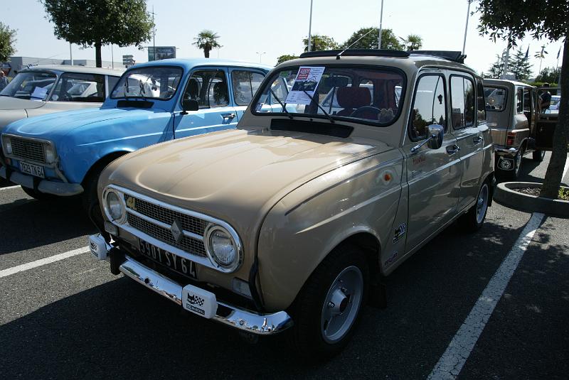 B45D4306.JPG - Renault 4
