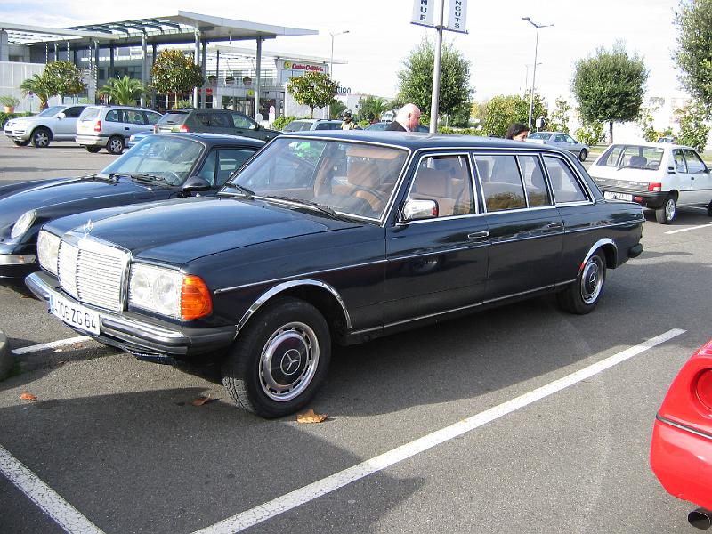 IMG_0506.JPG - Mercedes 300 Limousine