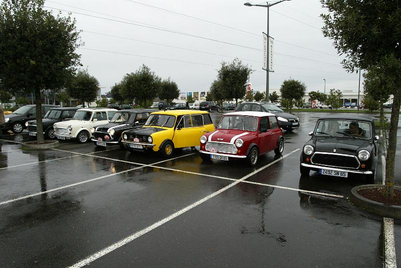 B45D4806.JPG - Le club Mini de Tarbes est venu nous rendre visite