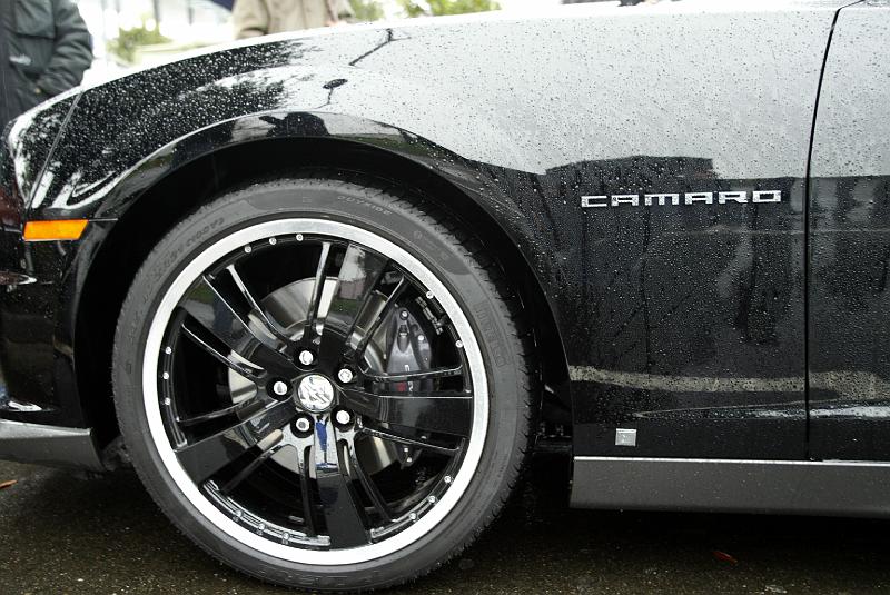 B45D4824.JPG - La vedette était certainement la nouvelle et très spectaculaire Chevrolet Camaro SS