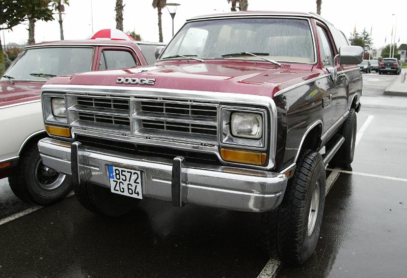 B45D4830.JPG - Dodge 4x4 très réhaussé